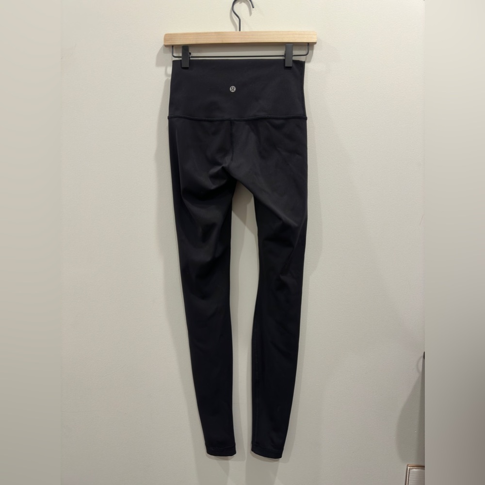 Lululemon Wunder Under High-Rise Tight 28" (size 6) - Picture 4 of 5
